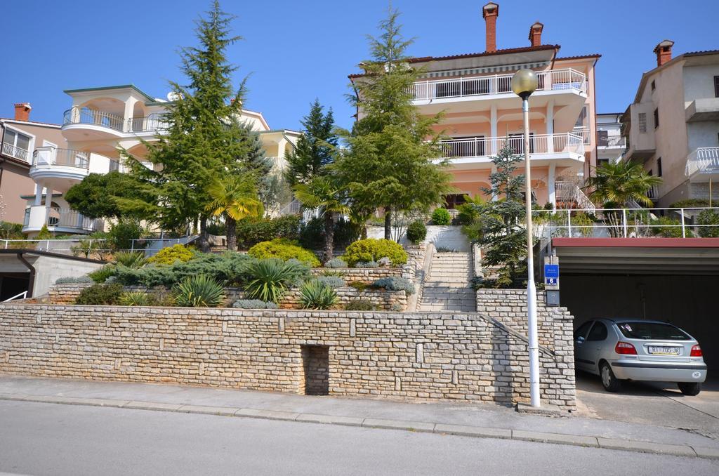 Apartments Slavica Rabac Buitenkant foto