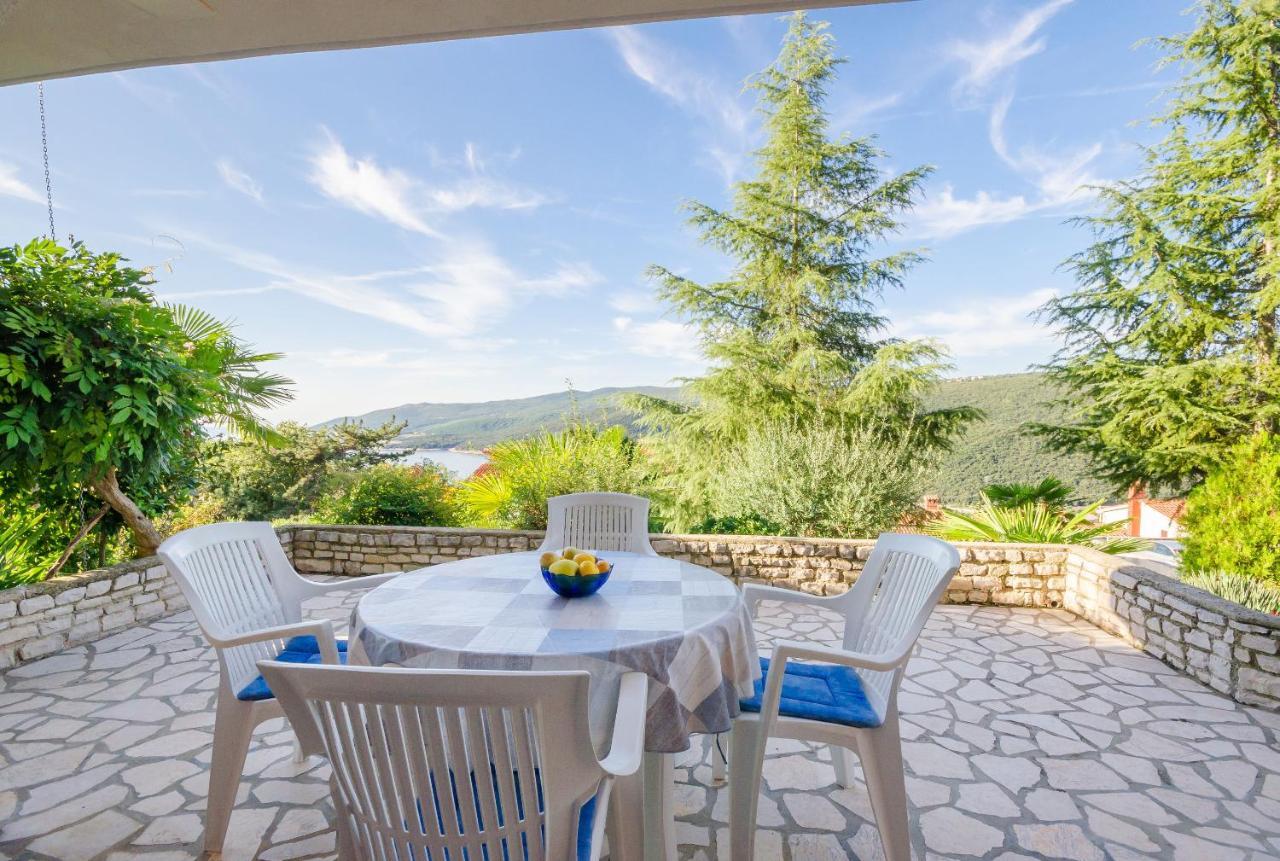 Apartments Slavica Rabac Buitenkant foto