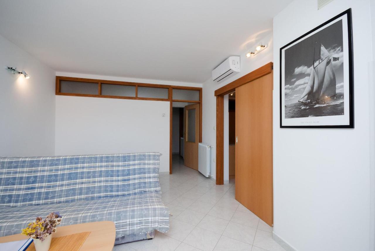 Apartments Slavica Rabac Buitenkant foto